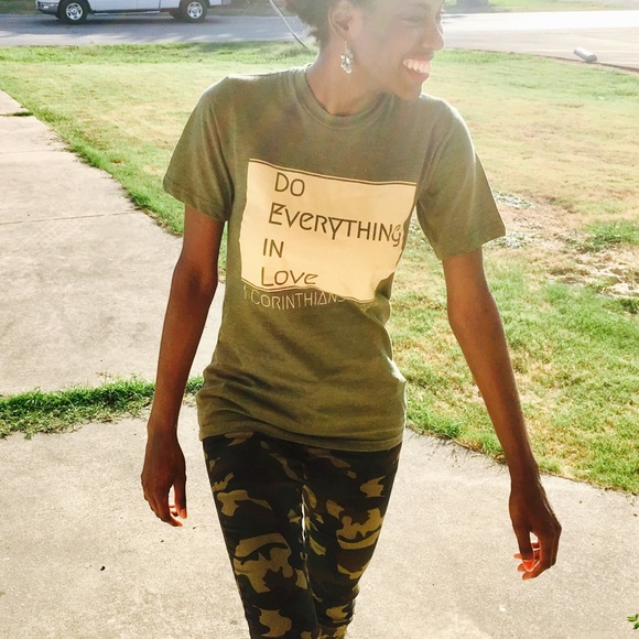 Tops - Do Everything in Love Tee : Multiple Sizes All New